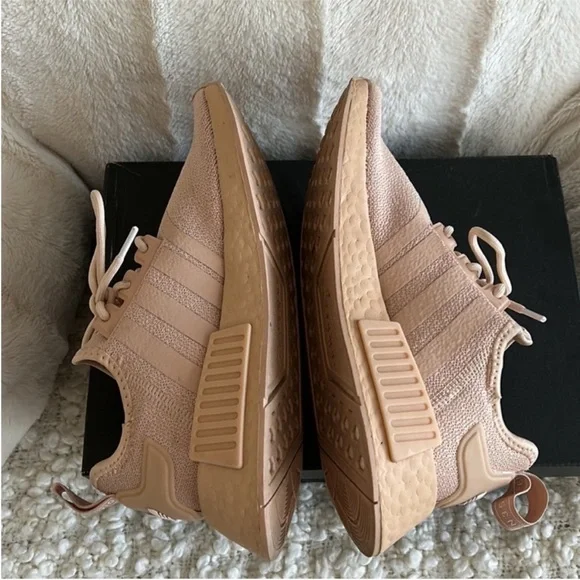 Adidas | NMD_ R1 | - Picture 6 of 15